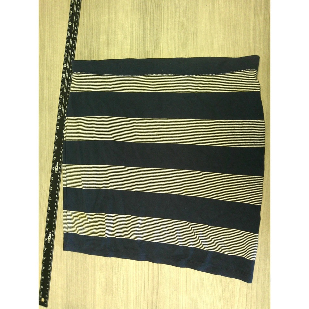 Max Studio Mini Skirt Womens Large Blue White Good Striped Knit Stretch 2711016‎